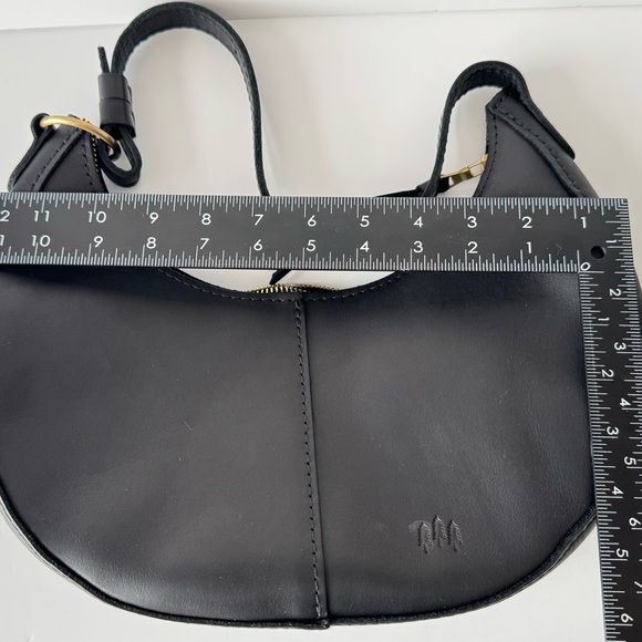 Portland Leather Nora classic size smooth black leather. - Picture 4 of 4